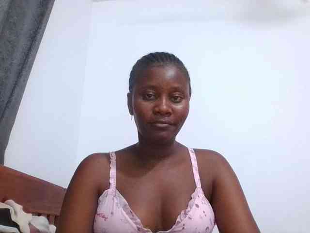Wetpussieyy webcam