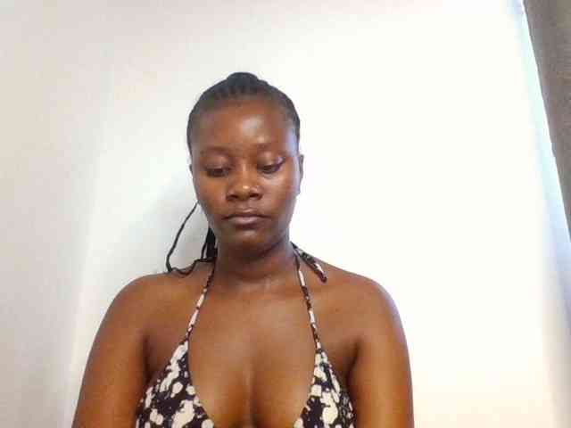 Wetpussieyy webcam