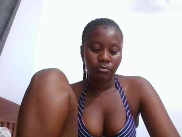 Wetpussieyy webcam