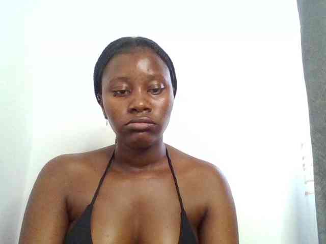 Wetpussieyy webcam