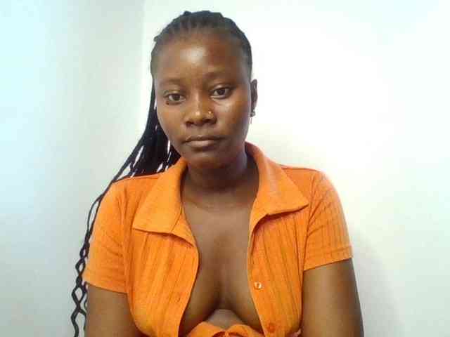 Wetpussieyy webcam
