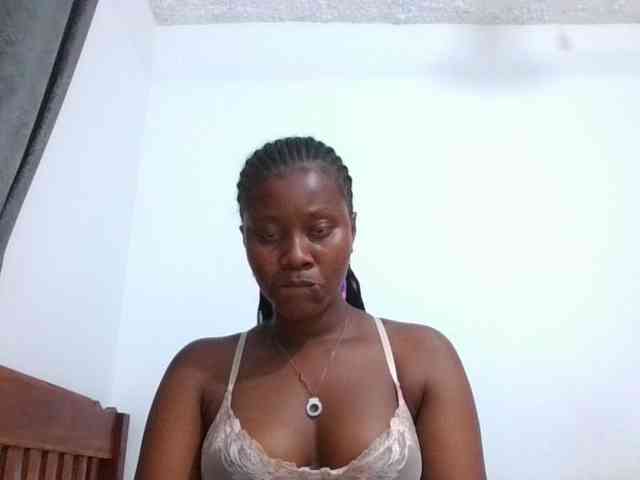 Wetpussieyy webcam