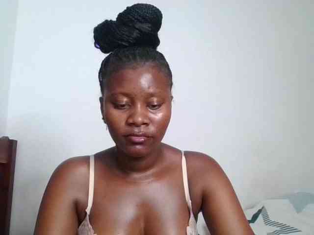 Wetpussieyy webcam