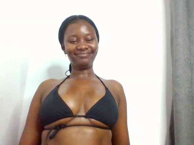 Wetpussieyy webcam