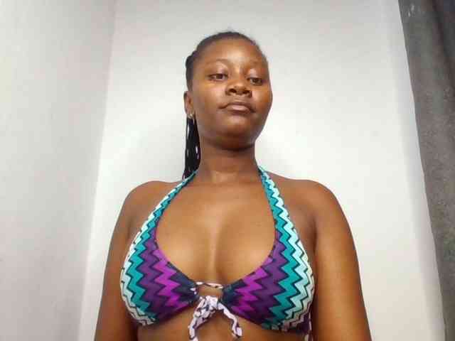 Wetpussieyy webcam