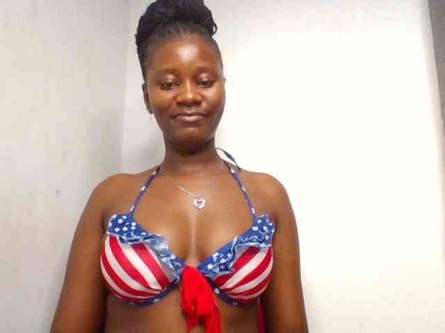 Wetpussieyy webcam