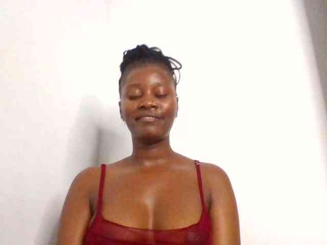 Wetpussieyy webcam