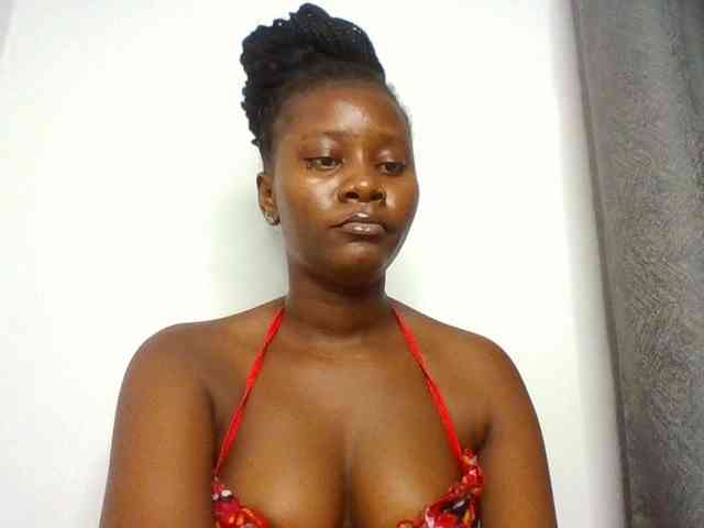 Wetpussieyy webcam
