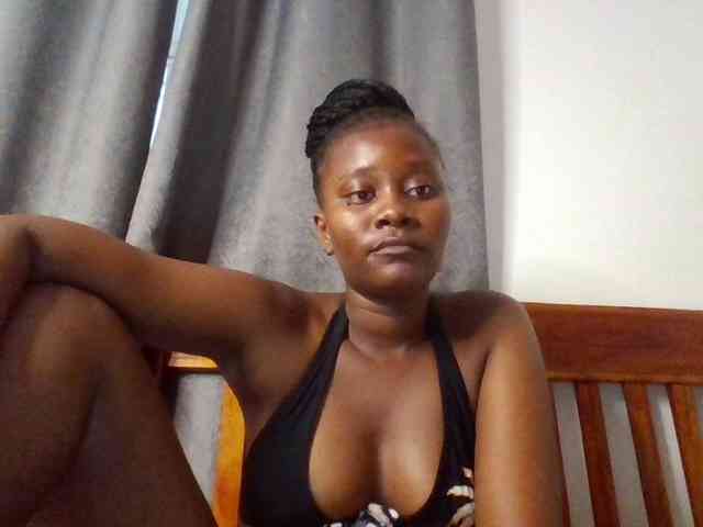 Wetpussieyy webcam