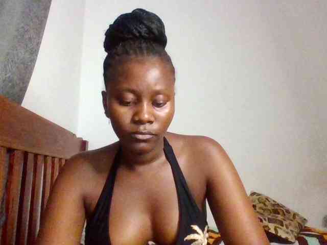 Wetpussieyy webcam