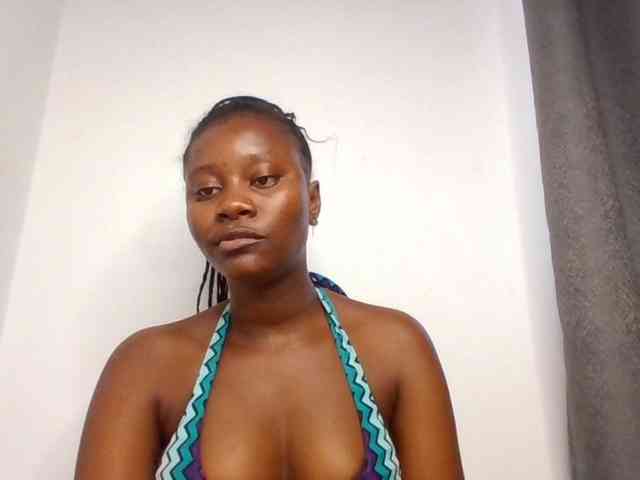 Wetpussieyy webcam