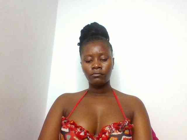 Wetpussieyy webcam