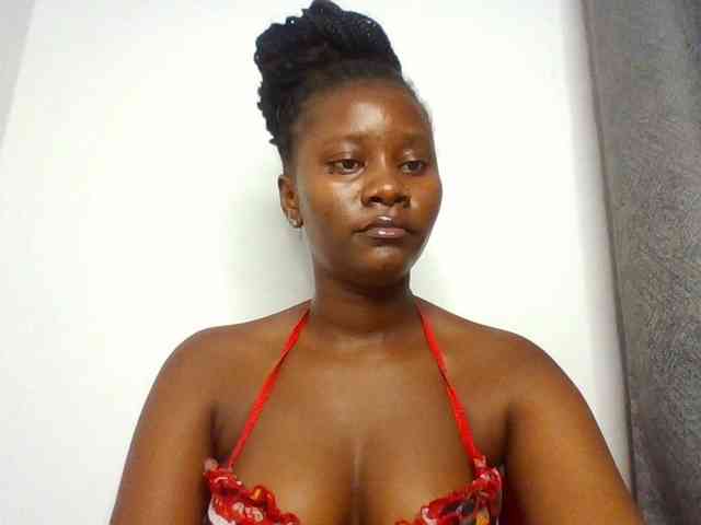Wetpussieyy webcam