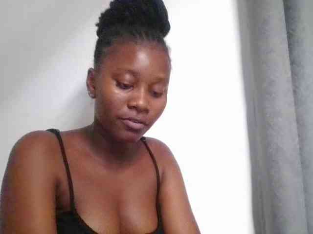 Wetpussieyy webcam