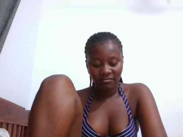 Wetpussieyy webcam