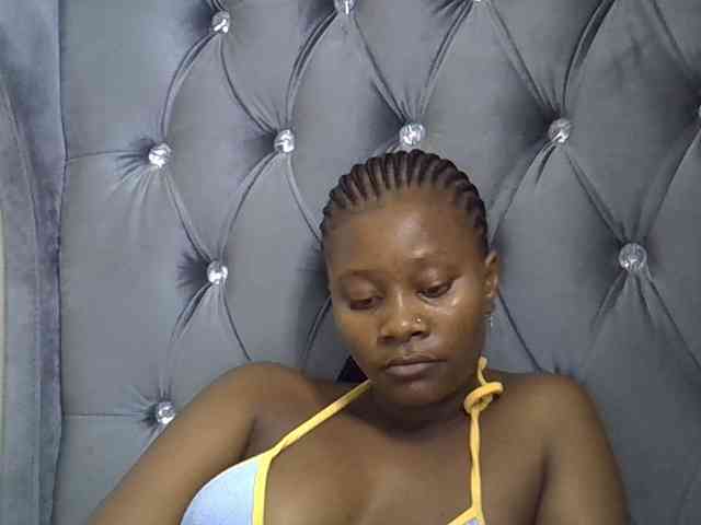 Wetpussieyy webcam