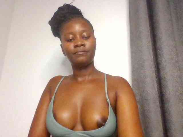 Wetpussieyy webcam