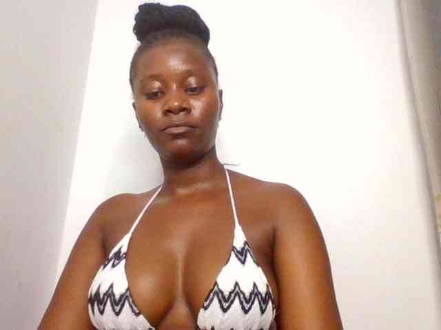 Wetpussieyy webcam