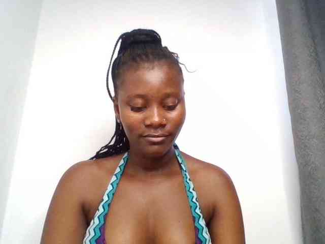 Wetpussieyy webcam