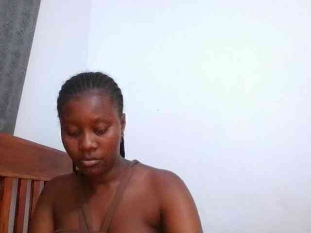 Wetpussieyy webcam