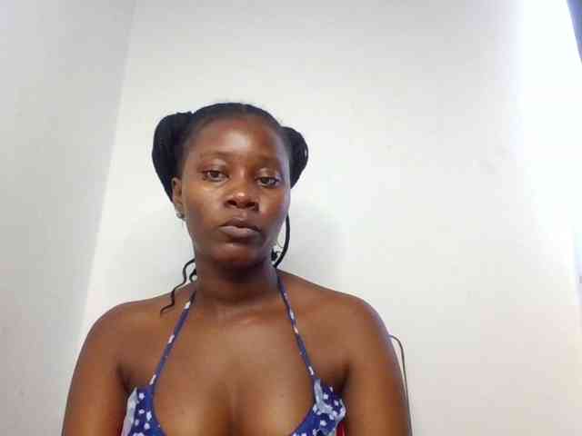 Wetpussieyy webcam