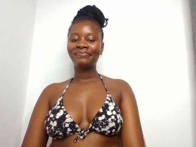 Wetpussieyy webcam