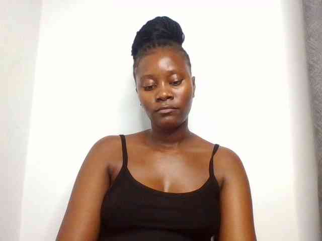 Wetpussieyy webcam
