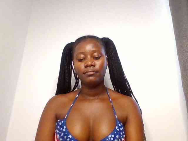 Wetpussieyy webcam