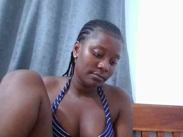 Wetpussieyy webcam