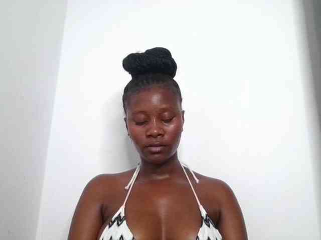 Wetpussieyy webcam