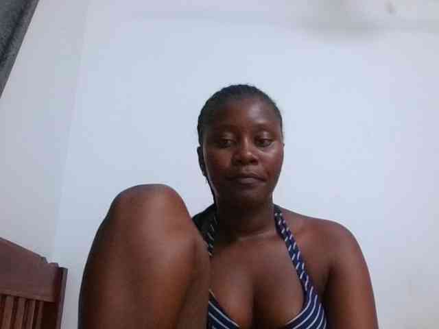 Wetpussieyy webcam