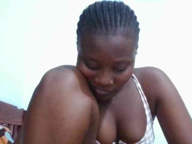 Wetpussieyy webcam