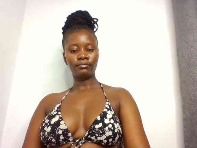Wetpussieyy webcam