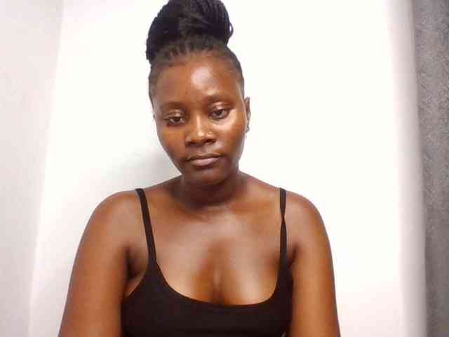Wetpussieyy webcam