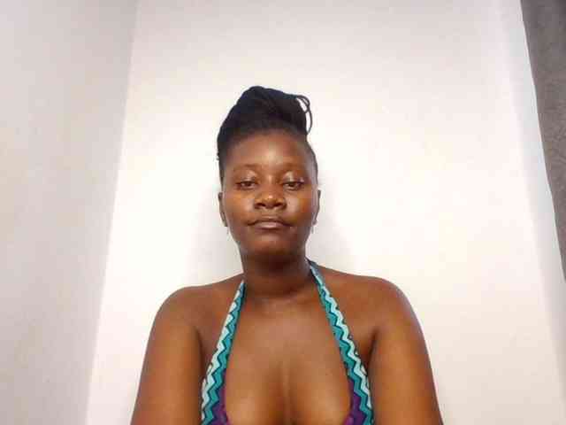 Wetpussieyy webcam