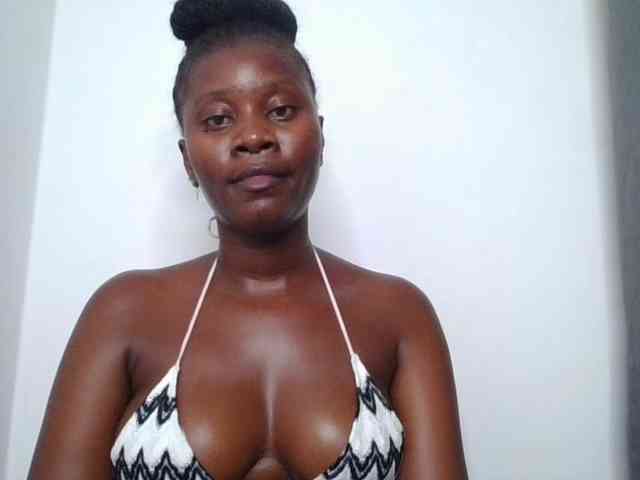 Wetpussieyy webcam
