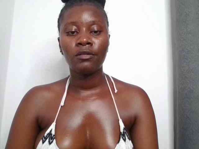 Wetpussieyy webcam