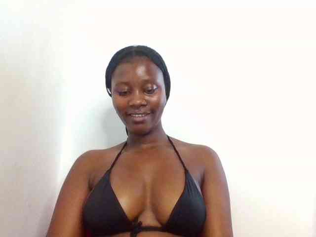 Wetpussieyy webcam