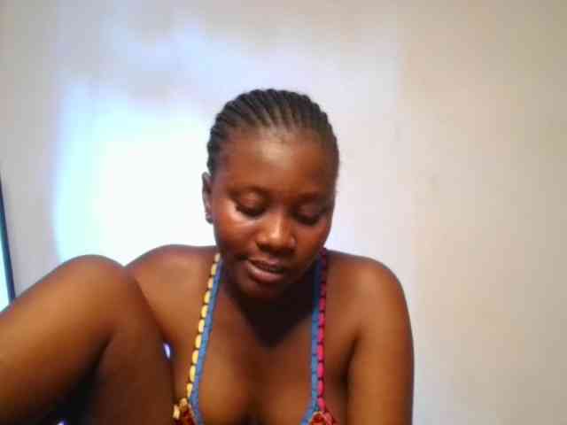 Wetpussieyy webcam