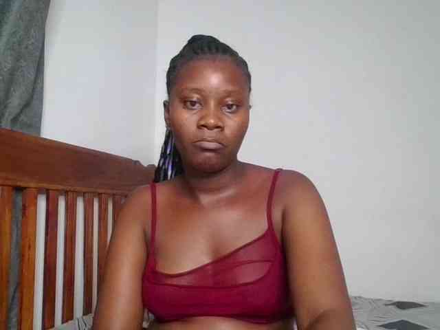 Wetpussieyy webcam