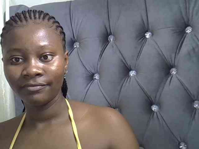 Wetpussieyy webcam