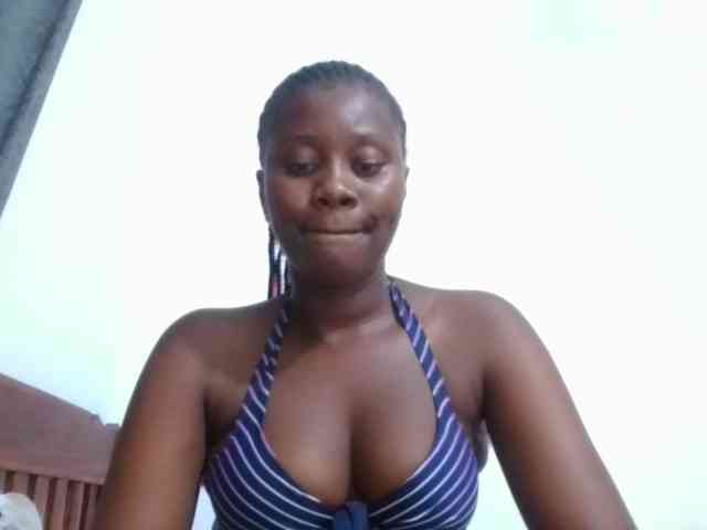 Wetpussieyy webcam