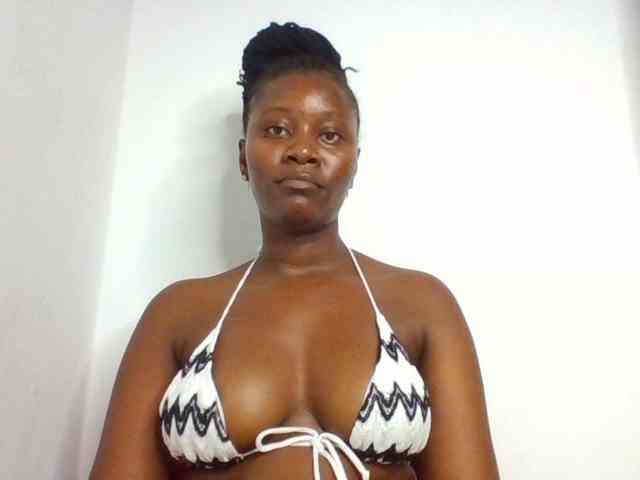 Wetpussieyy webcam