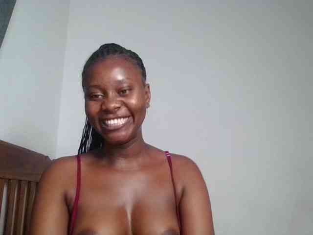 Wetpussieyy webcam