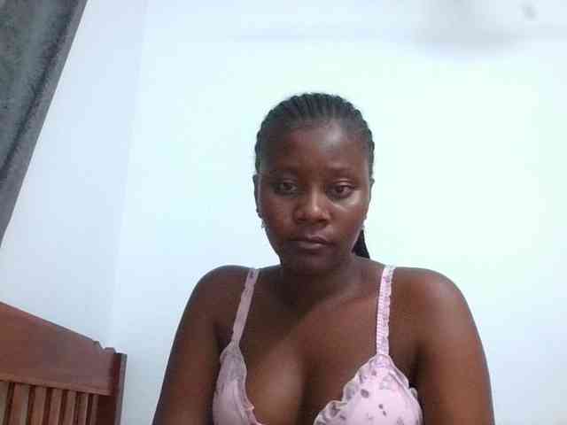 Wetpussieyy webcam