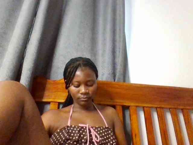 Wetpussieyy webcam