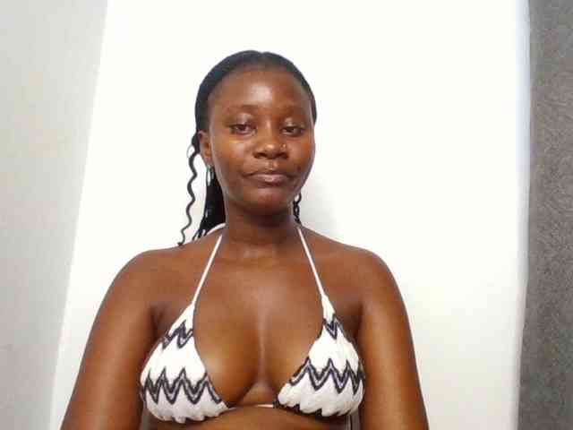 Wetpussieyy webcam