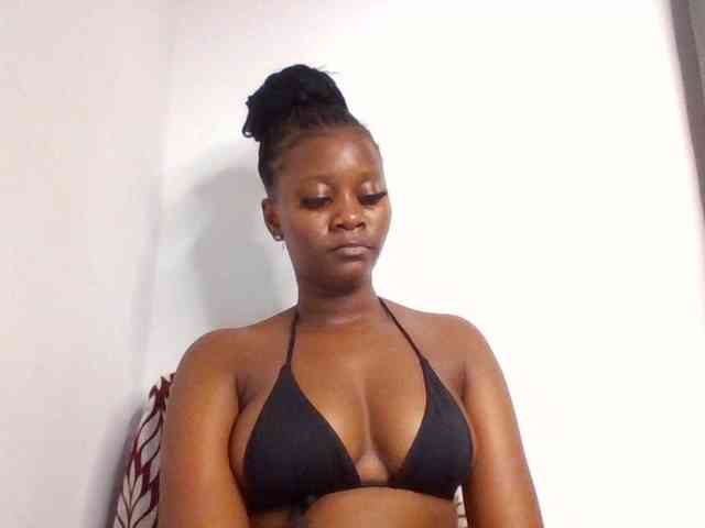 Wetpussieyy webcam
