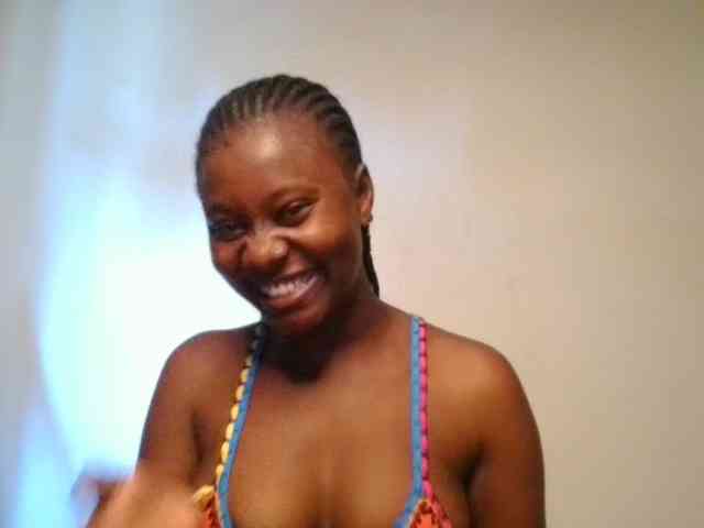 Wetpussieyy webcam