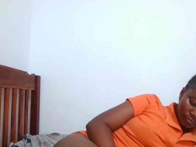 Wetpussieyy webcam